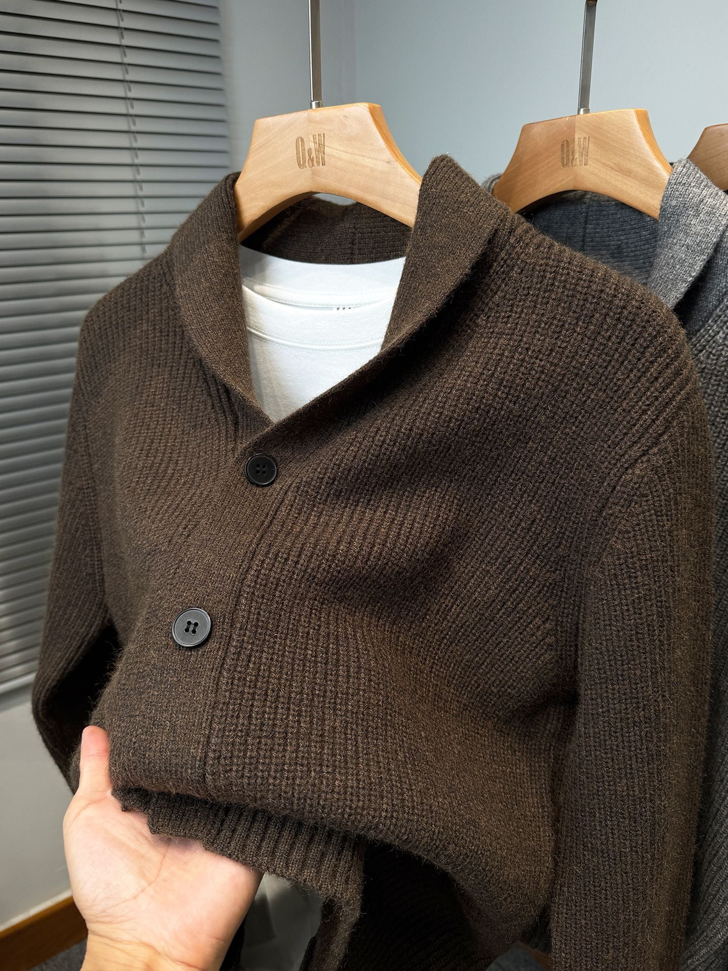 Shawl-Collar Ribbed Knit Cardigan – Men – Chocolate – front
